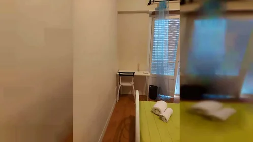 Quarto privado em Av. Grão Vasco, Lisboa, Portugal, imagem 3 de 18