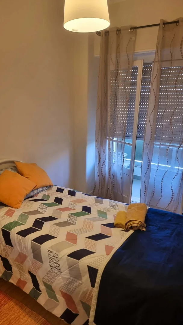Quarto de estudante funcional perfeito para estudar em 