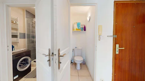 Habitación privada en Tour B8, 275 Rte de Seysses, 31100 Toulouse, France, imagen 16 de 17