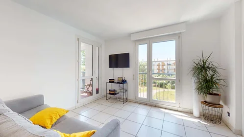 Habitación privada en Tour B8, 275 Rte de Seysses, 31100 Toulouse, France, imagen 8 de 17