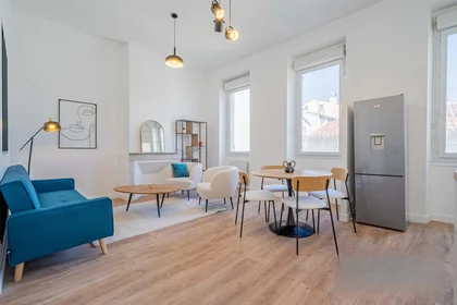 Entire apartment at 32 Rue Vitalis, 13005 Marseille, France, image 2 of 15