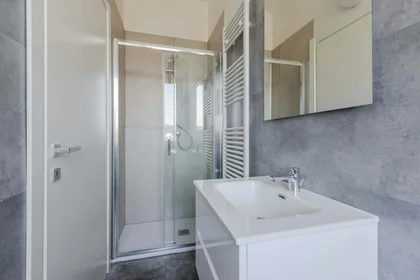 Stanza privata in Via Giulio Togni, 14, 25122 Brescia BS, Italy, immagine 8 di 12