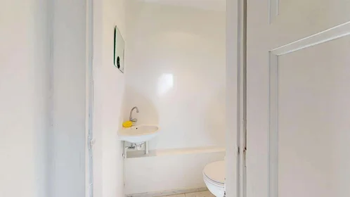 Gesamte Unterkunft in der 1 Pl. Jean Moulin, 57000 Metz, France, bild 16 von 18
