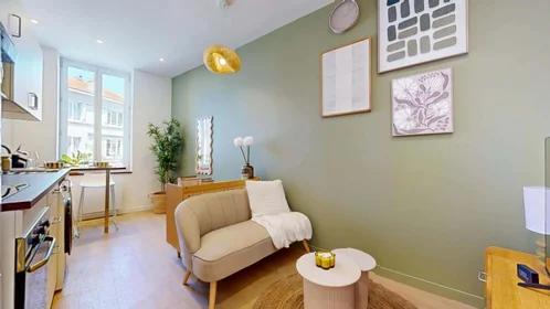 Prywatny pokój 20 Av. Edouard Michelin, 63000 Clermont-Ferrand, France, obraz 14 20