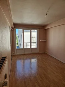 Stanza privata in Tours, 37000, immagine 1 di 4
