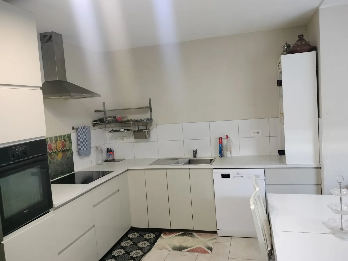 Quarto acolhedor para estudantes disponível em 