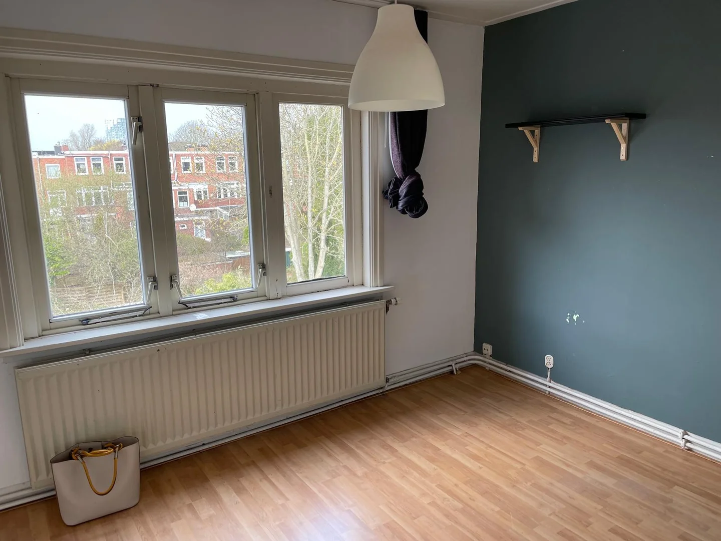 Habitación estudiantil económica con ubicación conveniente en 
