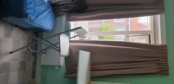 Private room at Medanstraat, image 3 of 8