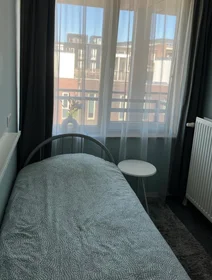 Privatzimmer in der William Barlowlaan, bild 2 von 9