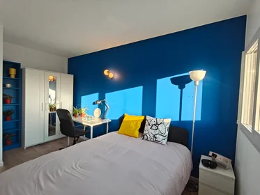Private room at Allée Xavier Bichat, image 5 of 19