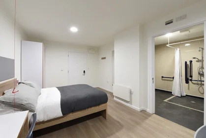Habitación privada en residencia en St Mungo's200 St James Rd, Glasgow G4 0NT, United Kingdom, imagen 27 de 49