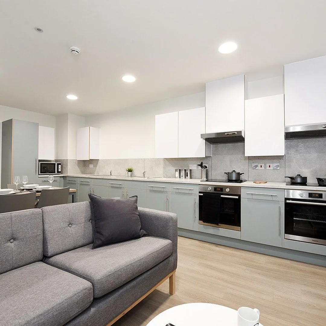 Habitación estudiantil económica con ubicación conveniente en 
