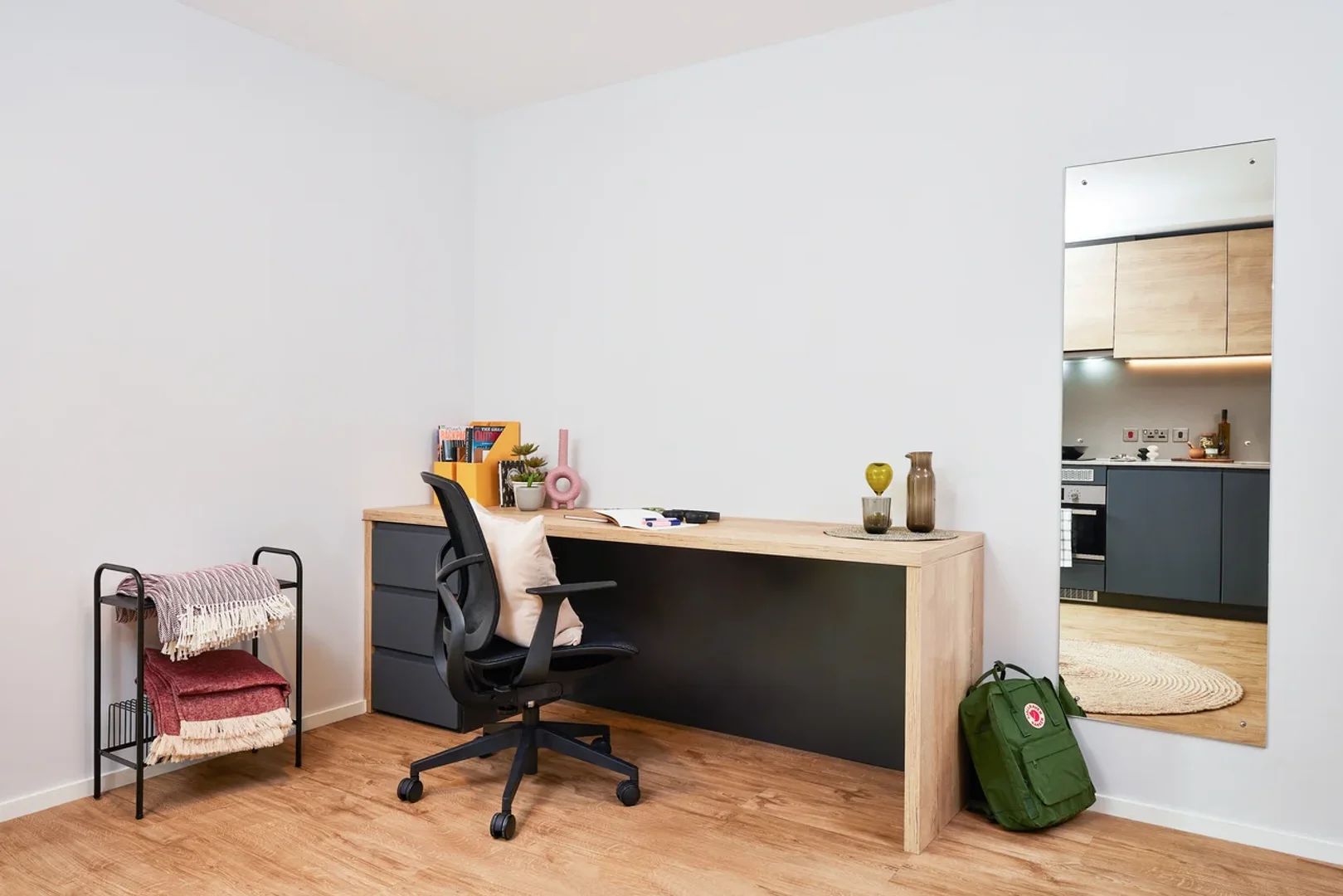 Niedrogi apartament typu studio z niezbędnymi funkcjami w 