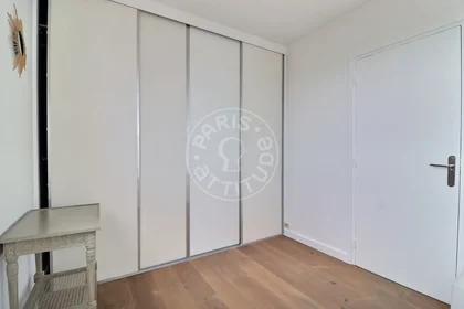 Entire apartment at Rue Denfert Rochereau, image 17 of 21