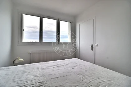 Entire apartment at Rue Denfert Rochereau, image 19 of 21