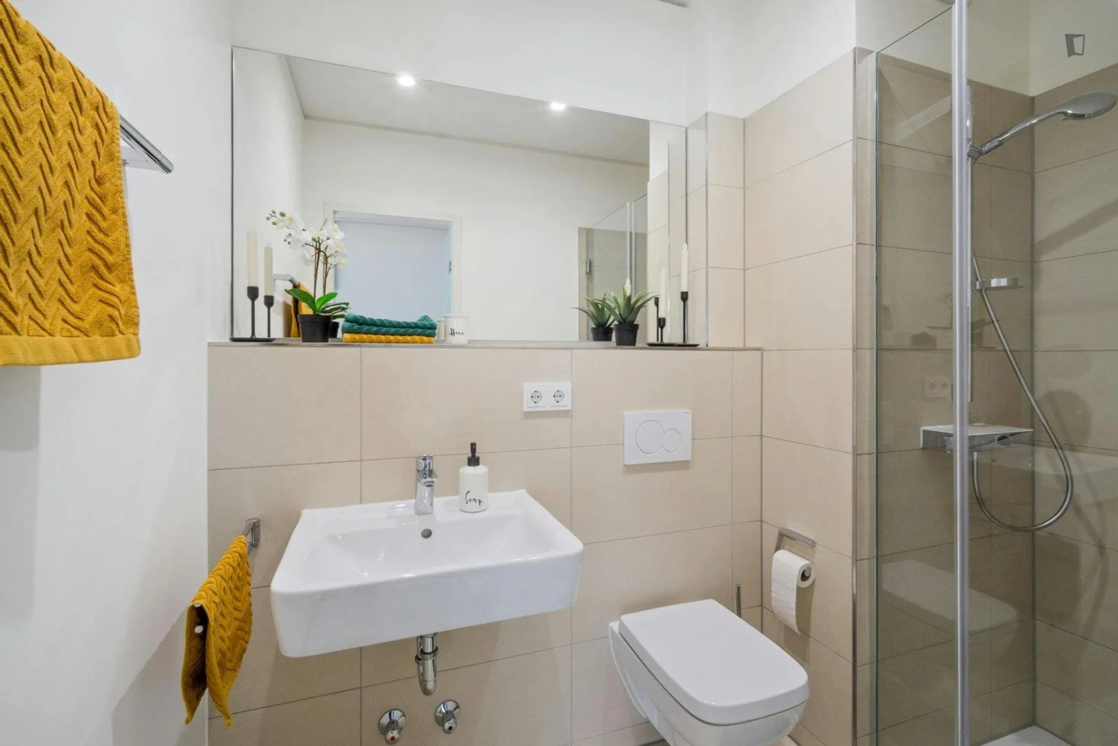 Habitación para estudiantes en con modernas comodidades