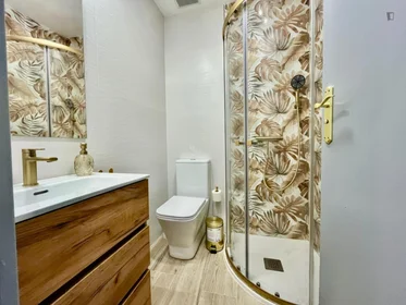 Quarto privado em C. de San Vicente de Paúl, imagem 18 de 26