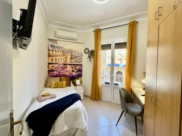 Quarto privado em C. de San Vicente de Paúl, imagem 4 de 26