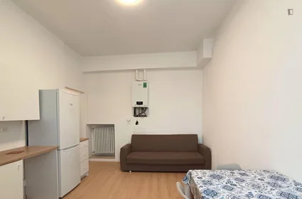 Quarto privado em Via Maglio del Lotto, imagem 9 de 15