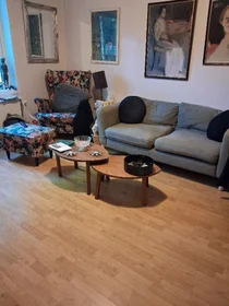 Quarto privado em Bjursätragatan 52A, imagem 12 de 13
