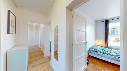 Private room at 4 Rue Abbe Lemire, image 16 of 18