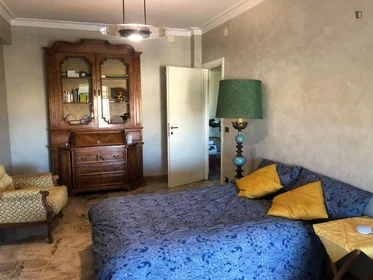 Stanza privata in Via Cipro, immagine 1 di 20
