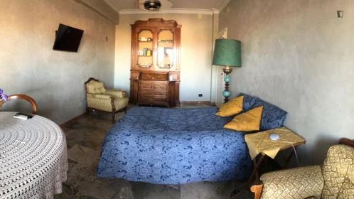 Stanza privata in Via Cipro, immagine 6 di 20