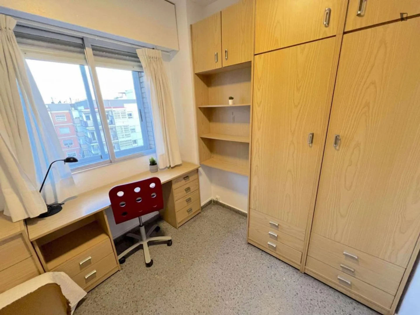 Quarto acolhedor para estudantes disponível em 
