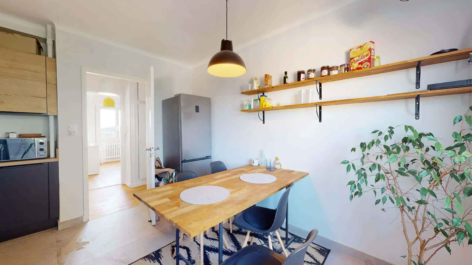 Budget-friendly student room close to campus in 