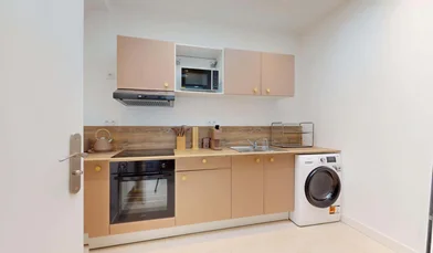Private room at 79 Bis Rue d'Artois, 59000 Lille, France, image 16 of 18
