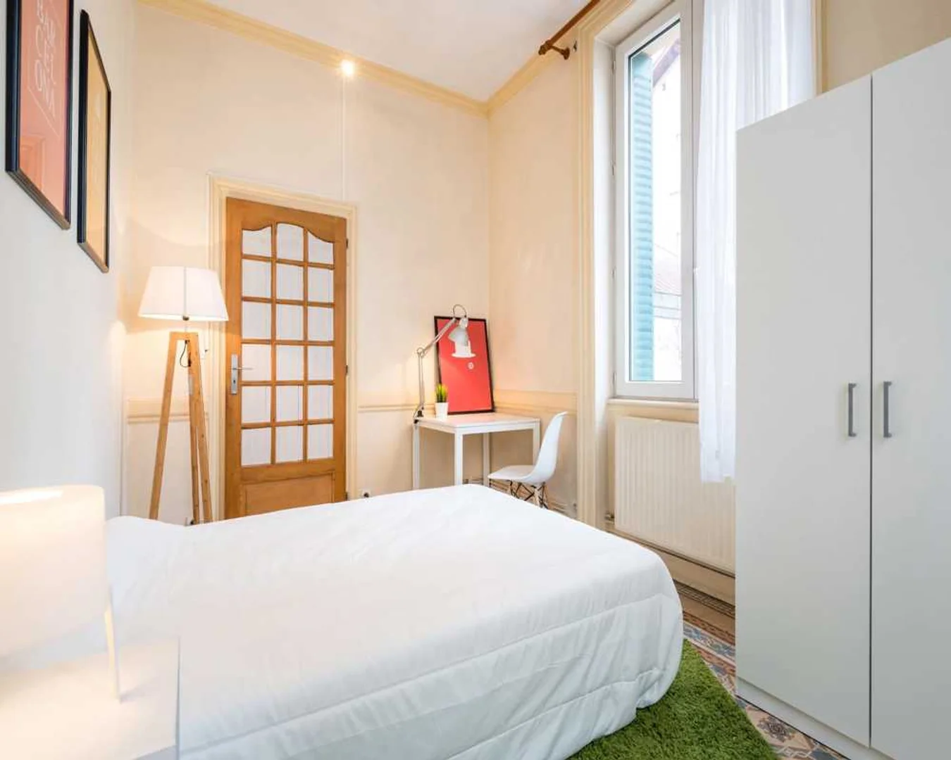 PreisgĂŒnstiges Studentenzimmer in gĂŒnstiger Lage in
