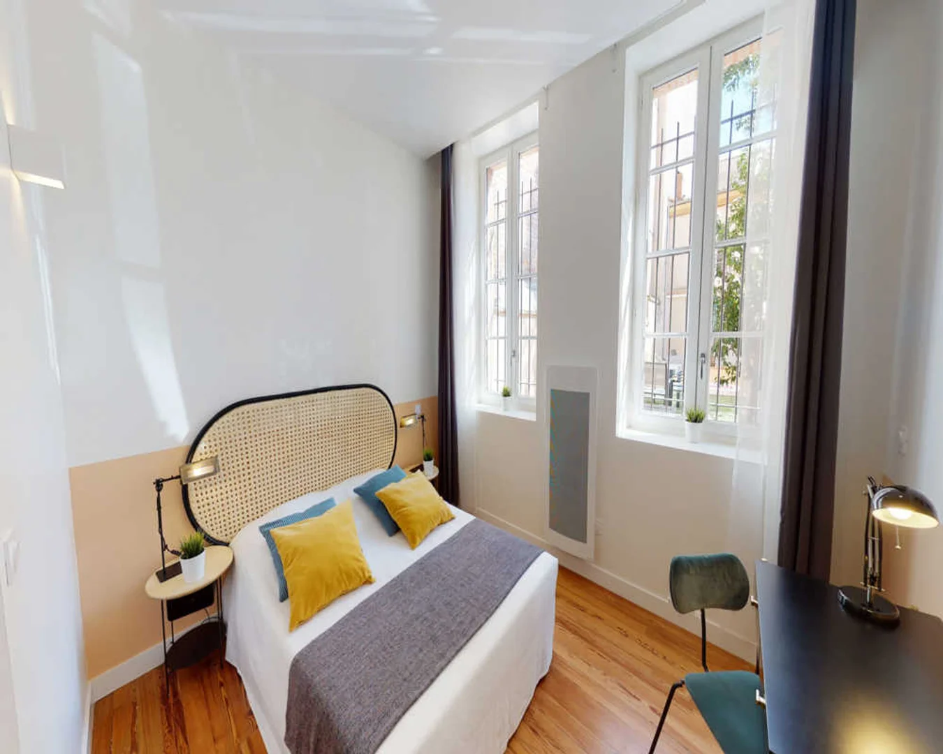 Habitación en apartamento estudiantil en alquiler en , completamente amueblado