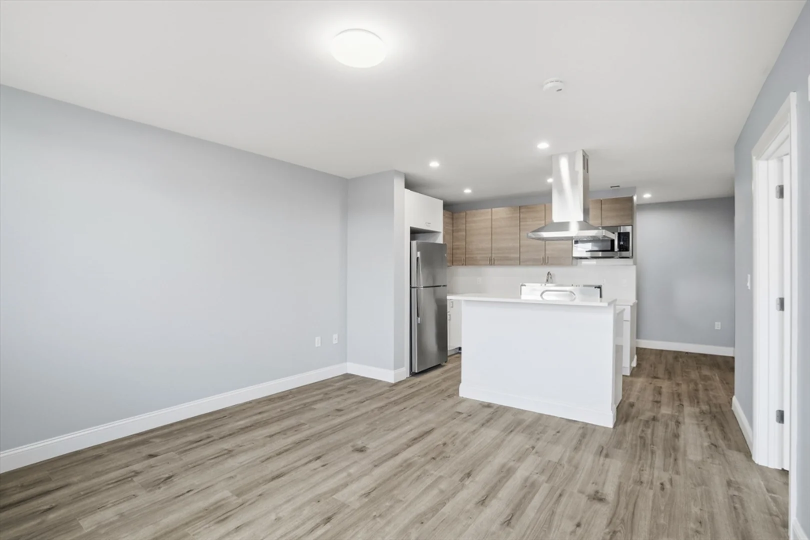 632, Centre St., Unit 305, Jamaica Plain, Boston, MA, 02139