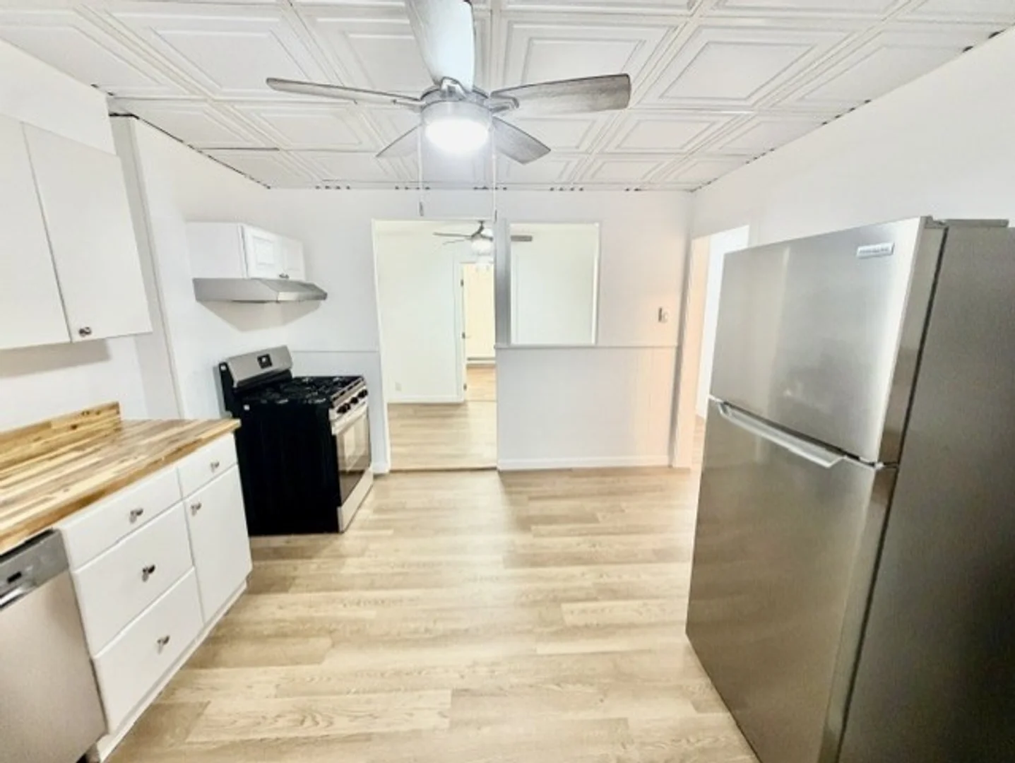 2, Baldwin Pl., Unit 1R, Beacon Hill, Boston, MA, 02113