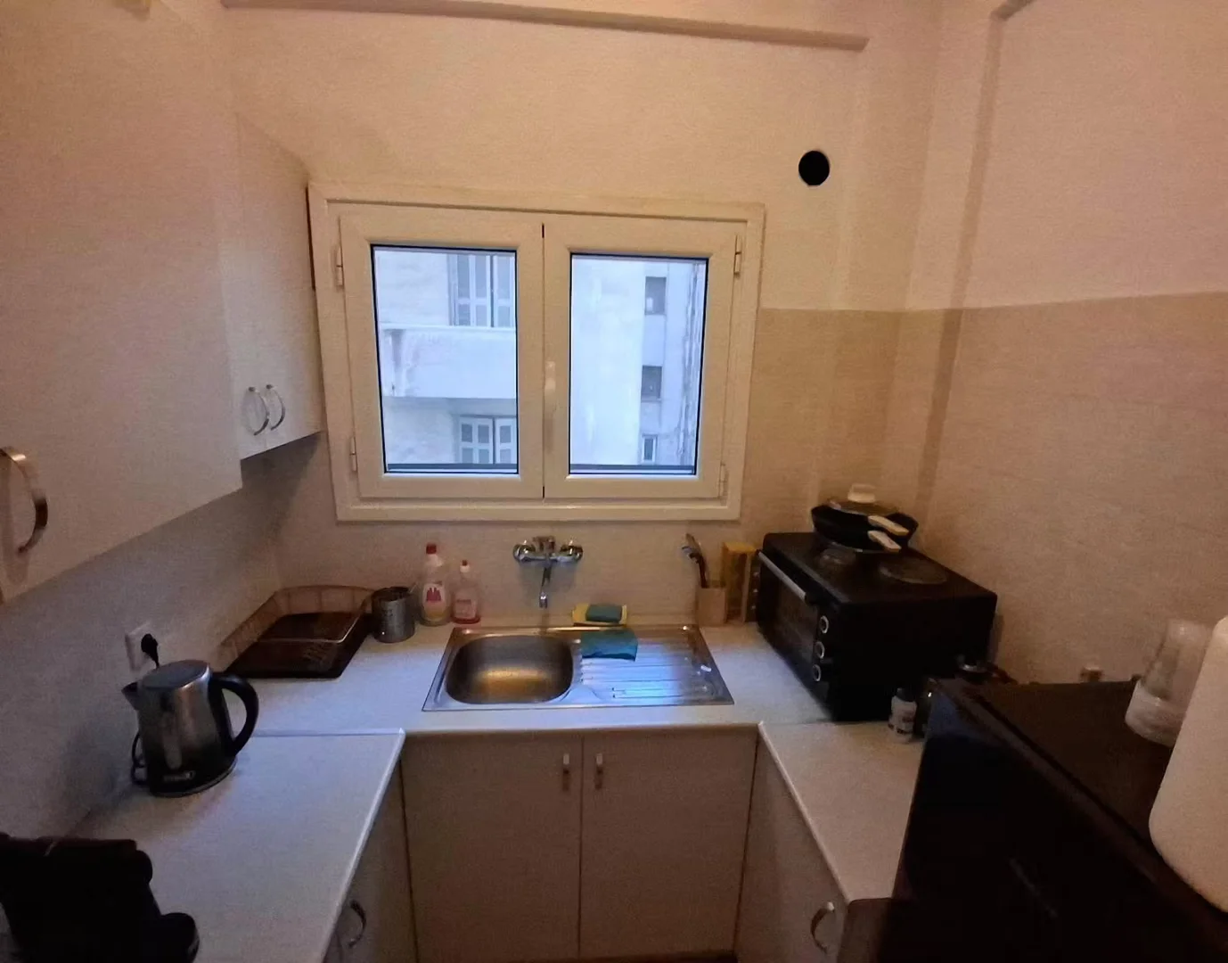 Habitación estudiantil económica con ubicación conveniente en 