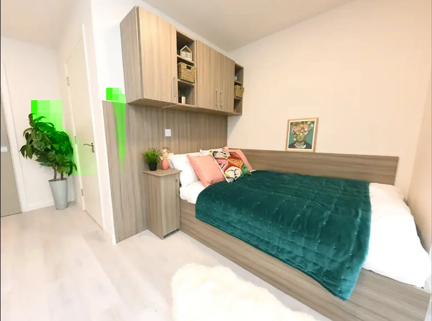 'de modern olanaklara sahip öğrenci dostu oda