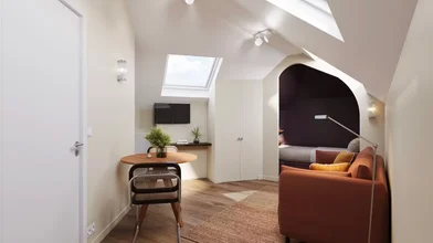 Entire apartment at Rue du Berceau, Quartier des Squares, image 1 of 8