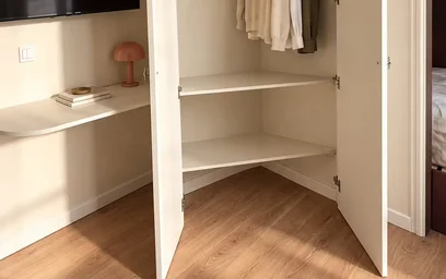Logement entier à Rue du Berceau, Quartier des Squares, image 2 de 9