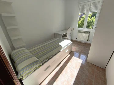 Habitación privada en Calle Cantabria, , imagen 5 de 10