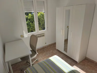 Habitación privada en Calle Cantabria, , imagen 7 de 10