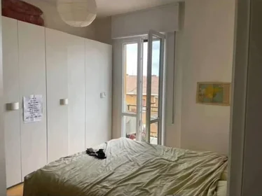 私人房间 在 Via Andrea Costa, Saragozza, 10的图像4