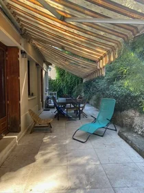 Chambre privée à Marseille, 13009, image 1 de 10