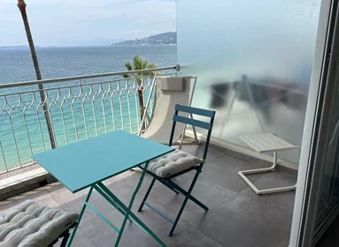 Private room at Antibes, 06160, image 3 of 15