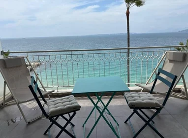 Private room at Antibes, 06160, image 5 of 15