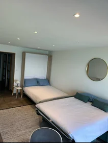 Private room at Antibes, 06160, image 10 of 15