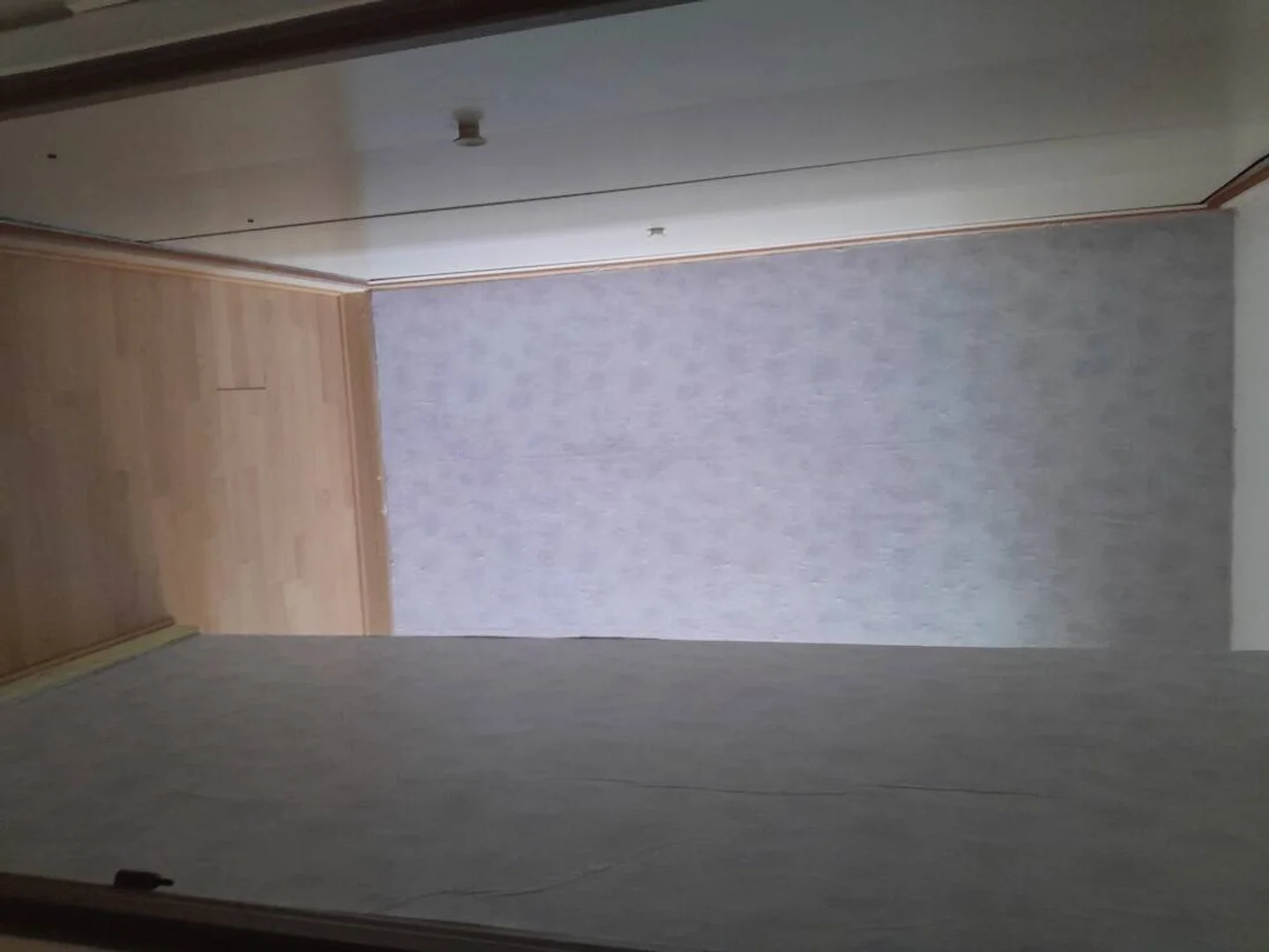 Öğrenciler için rahat oda  bölgesinde mevcut