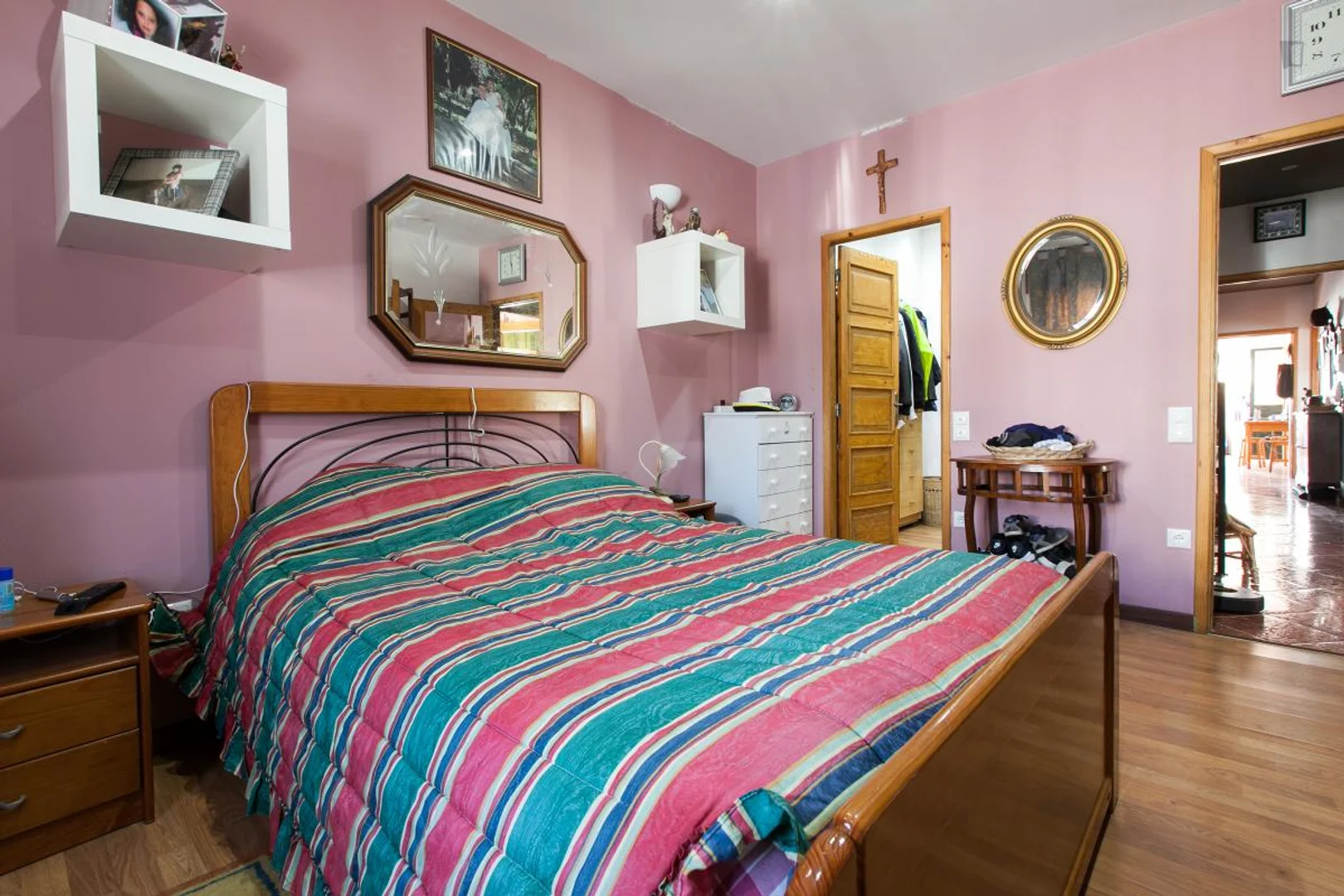 Budget-friendly student room close to campus in 