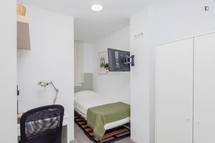 Quarto privado em Avinguda del Port, imagem 1 de 10