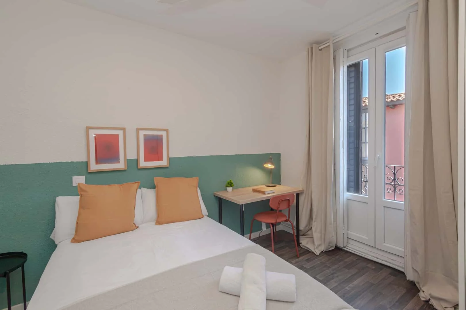 Habitación acogedora para estudiantes disponible en 
