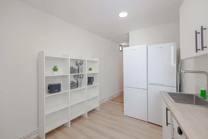 Habitación privada en C. de los Caños del Peral, 6, Centro, 28013 Madrid, Spain, imagen 23 de 24